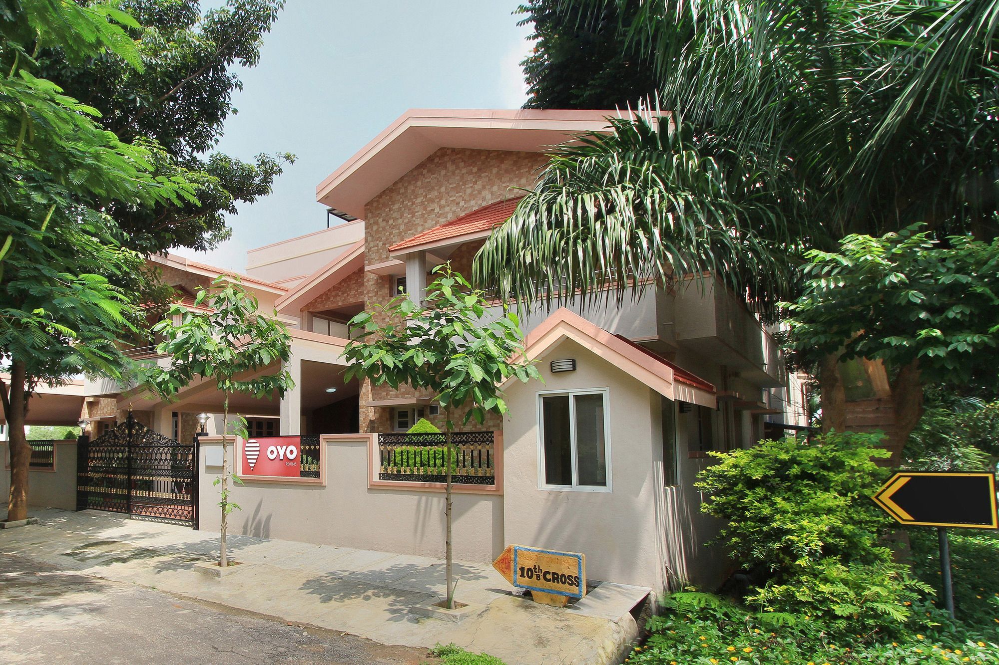 Oyo 9988 Hennur Road Hotel Bangalore Exterior photo